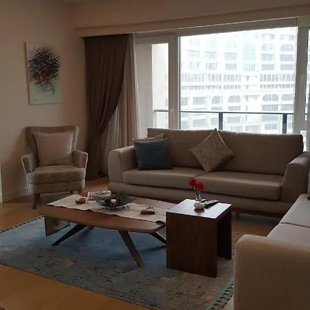 The Elegant Venezia Апартаменты
